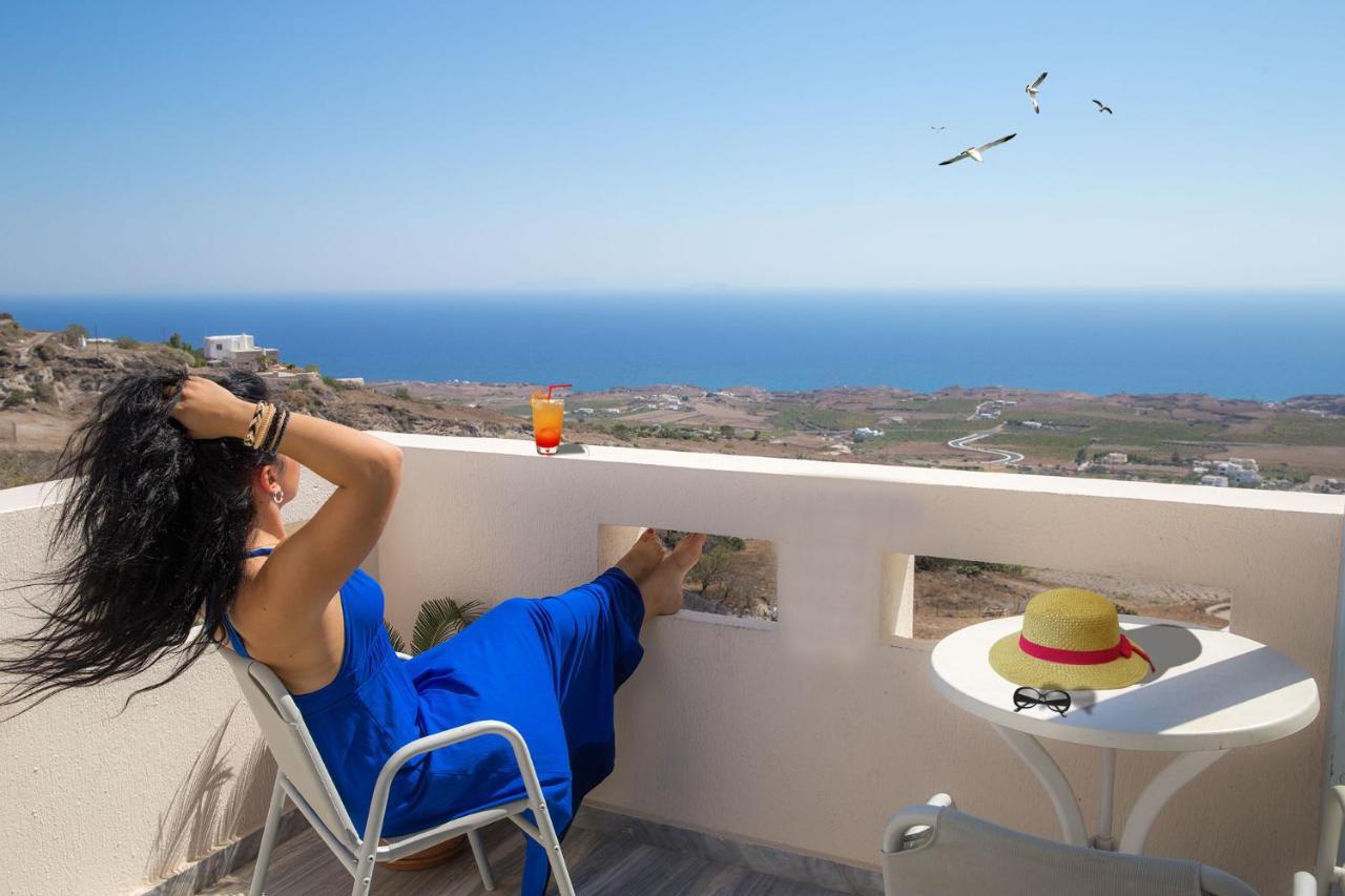 Erato Apartments Fira  Extérieur photo