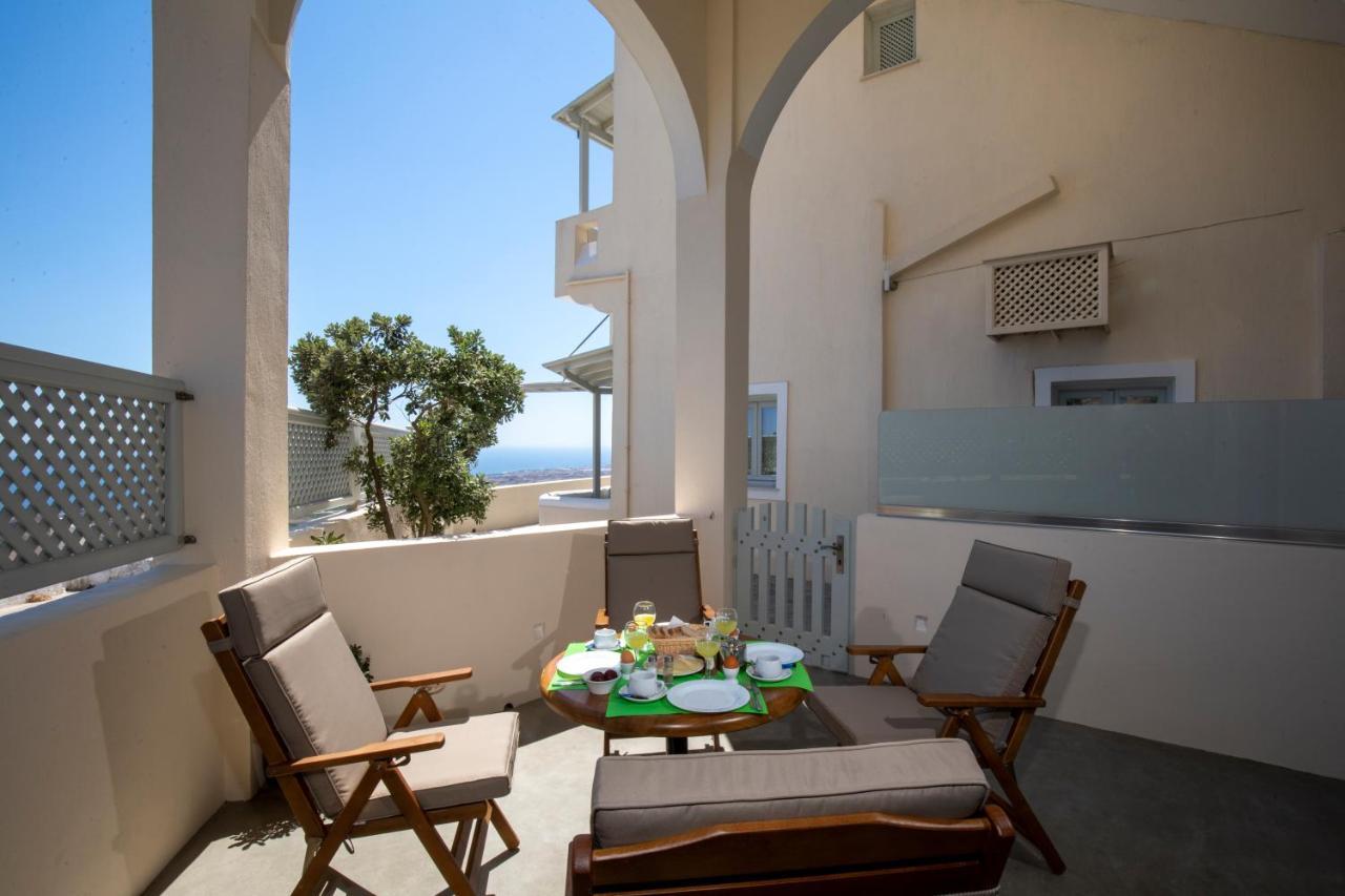 Erato Apartments Fira  Extérieur photo