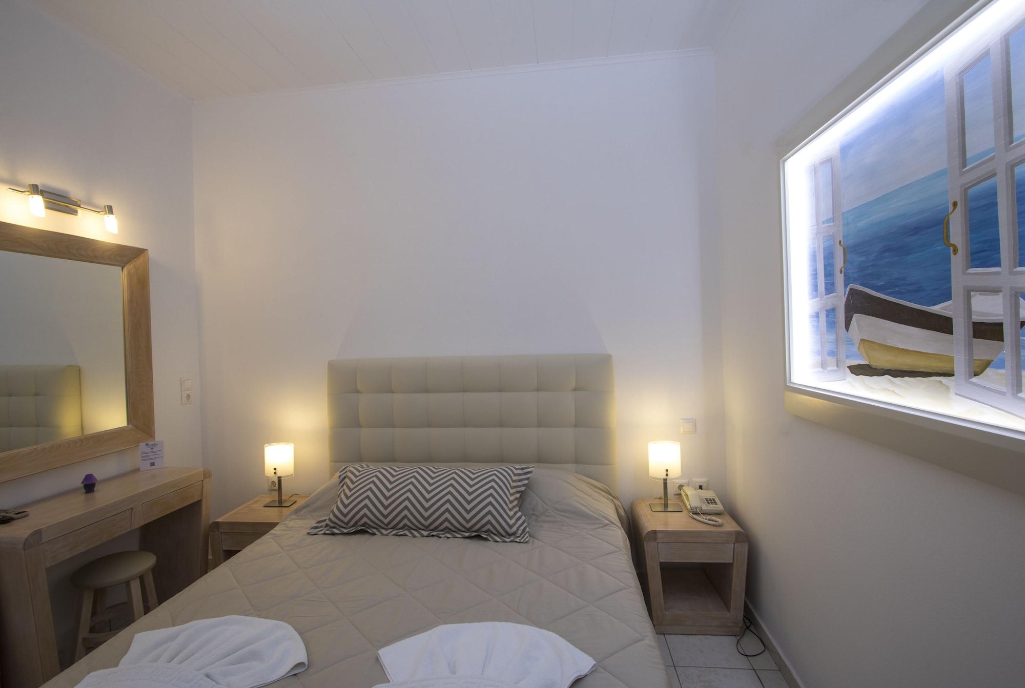 Erato Apartments Fira  Extérieur photo