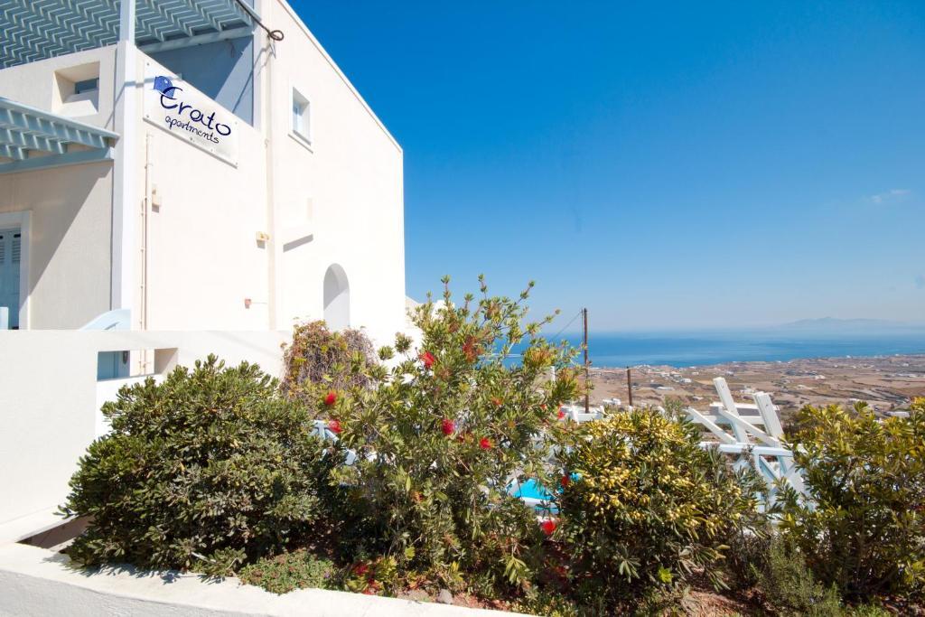 Erato Apartments Fira  Extérieur photo